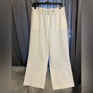 Wide legged pant